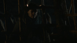 extant_GameOfThrones_2x07-AManWithoutHonor_3573