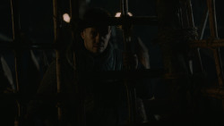 extant_GameOfThrones_2x07-AManWithoutHonor_3574