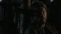 extant_GameOfThrones_2x07-AManWithoutHonor_3575