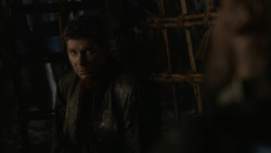 extant_GameOfThrones_2x07-AManWithoutHonor_3593
