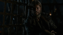 extant_GameOfThrones_2x07-AManWithoutHonor_3609
