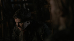 extant_GameOfThrones_2x07-AManWithoutHonor_3622