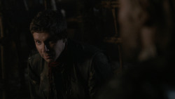 extant_GameOfThrones_2x07-AManWithoutHonor_3642