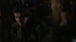 extant_GameOfThrones_2x07-AManWithoutHonor_3645
