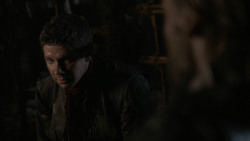 extant_GameOfThrones_2x07-AManWithoutHonor_3674
