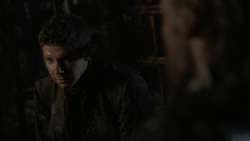 extant_GameOfThrones_2x07-AManWithoutHonor_3677