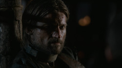 extant_GameOfThrones_2x07-AManWithoutHonor_3681