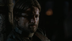extant_GameOfThrones_2x07-AManWithoutHonor_3683