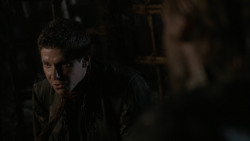 extant_GameOfThrones_2x07-AManWithoutHonor_3690
