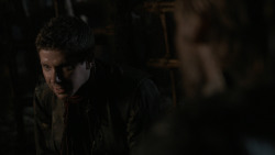 extant_GameOfThrones_2x07-AManWithoutHonor_3693