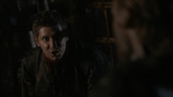 extant_GameOfThrones_2x07-AManWithoutHonor_3698