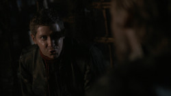 extant_GameOfThrones_2x07-AManWithoutHonor_3699