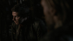 extant_GameOfThrones_2x07-AManWithoutHonor_3708