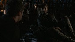 extant_GameOfThrones_2x07-AManWithoutHonor_3720