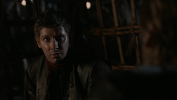 extant_GameOfThrones_2x07-AManWithoutHonor_3739