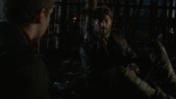 extant_GameOfThrones_2x07-AManWithoutHonor_3751