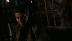 extant_GameOfThrones_2x07-AManWithoutHonor_3785