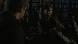 extant_GameOfThrones_2x07-AManWithoutHonor_3794