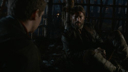 extant_GameOfThrones_2x07-AManWithoutHonor_3797