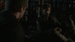 extant_GameOfThrones_2x07-AManWithoutHonor_3816