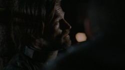 extant_GameOfThrones_2x07-AManWithoutHonor_3852