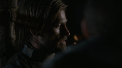 extant_GameOfThrones_2x07-AManWithoutHonor_3856