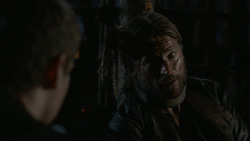 extant_GameOfThrones_2x07-AManWithoutHonor_3867