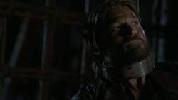 extant_GameOfThrones_2x07-AManWithoutHonor_3871