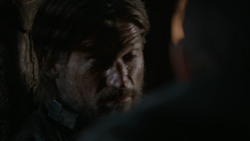 extant_GameOfThrones_2x07-AManWithoutHonor_3886