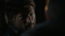 extant_GameOfThrones_2x07-AManWithoutHonor_3887