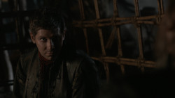 extant_GameOfThrones_2x07-AManWithoutHonor_3938