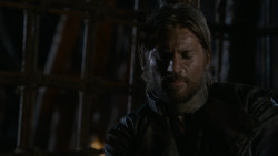 extant_GameOfThrones_2x07-AManWithoutHonor_3939
