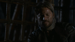extant_GameOfThrones_2x07-AManWithoutHonor_3940