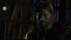 extant_GameOfThrones_2x07-AManWithoutHonor_3953