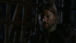 extant_GameOfThrones_2x07-AManWithoutHonor_3958