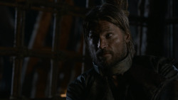 extant_GameOfThrones_2x07-AManWithoutHonor_3960