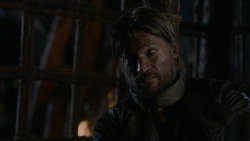 extant_GameOfThrones_2x07-AManWithoutHonor_3963