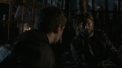 extant_GameOfThrones_2x07-AManWithoutHonor_3982