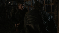 extant_GameOfThrones_2x07-AManWithoutHonor_4008