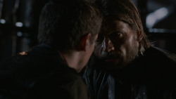 extant_GameOfThrones_2x07-AManWithoutHonor_4030
