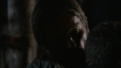 extant_GameOfThrones_2x07-AManWithoutHonor_4038