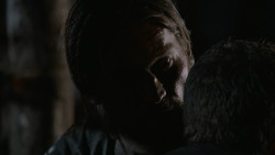 extant_GameOfThrones_2x07-AManWithoutHonor_4042