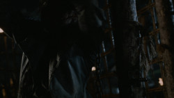 extant_GameOfThrones_2x07-AManWithoutHonor_4065