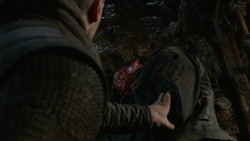extant_GameOfThrones_2x07-AManWithoutHonor_4095