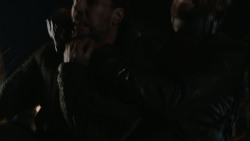 extant_GameOfThrones_2x07-AManWithoutHonor_4098