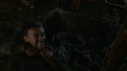 extant_GameOfThrones_2x07-AManWithoutHonor_4099