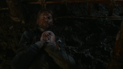 extant_GameOfThrones_2x07-AManWithoutHonor_4106