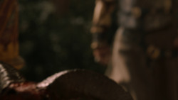 extant_GameOfThrones_2x07-AManWithoutHonor_4133
