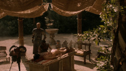 extant_GameOfThrones_2x07-AManWithoutHonor_4140