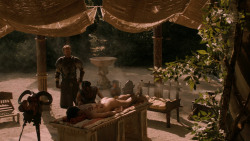 extant_GameOfThrones_2x07-AManWithoutHonor_4145